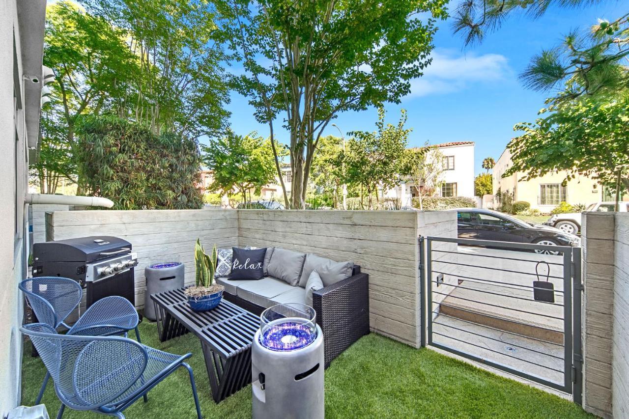 Beverly Grove Chic City Oasis 2 Bedroom Apt With Den 138 Los Angeles Buitenkant foto