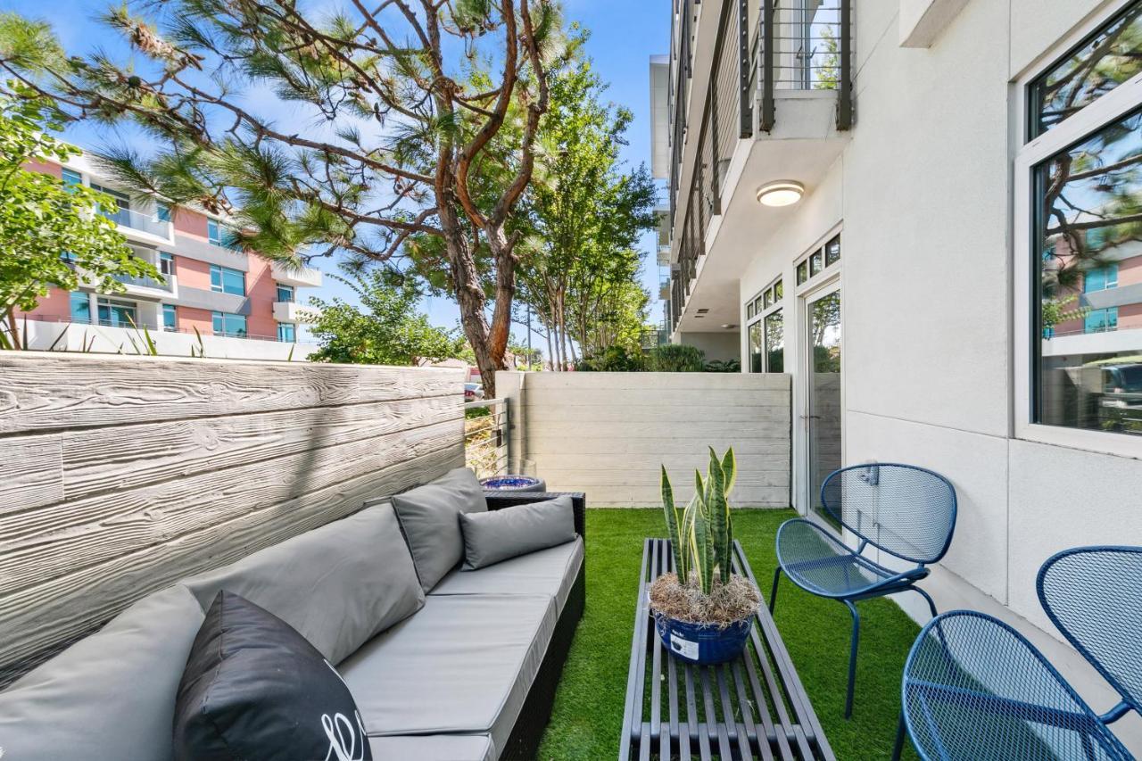 Beverly Grove Chic City Oasis 2 Bedroom Apt With Den 138 Los Angeles Buitenkant foto