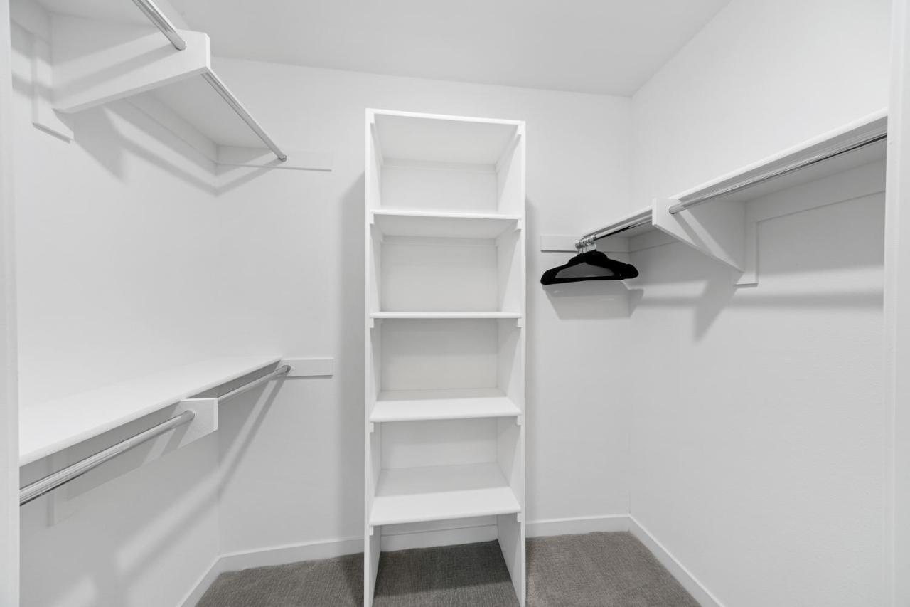 Beverly Grove Chic City Oasis 2 Bedroom Apt With Den 138 Los Angeles Buitenkant foto