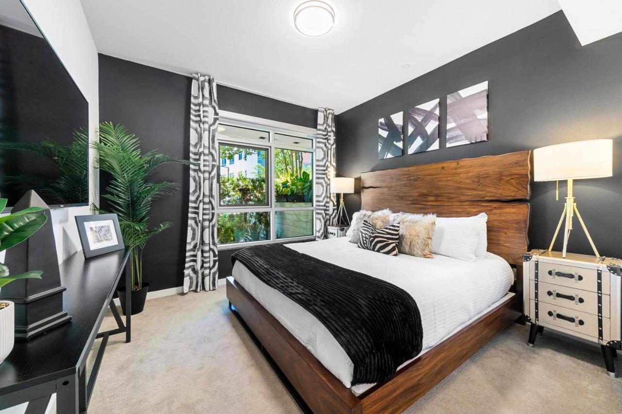 Beverly Grove Chic City Oasis 2 Bedroom Apt With Den 138 Los Angeles Buitenkant foto